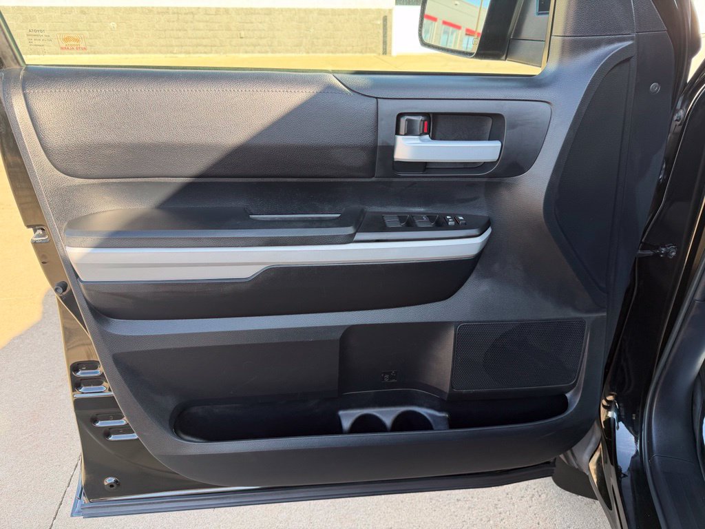 Used 2019 Toyota Tundra SR5 w/ SR5 Upgrade Package AWD/4WD image 9