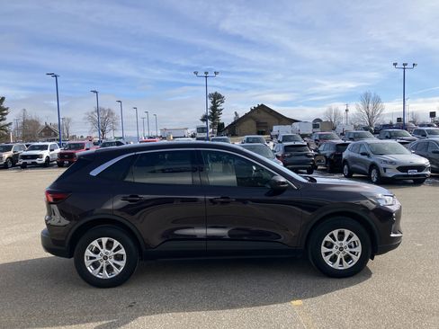 Used 2023 Ford Escape Active w/ Tech Pack #2 image 5