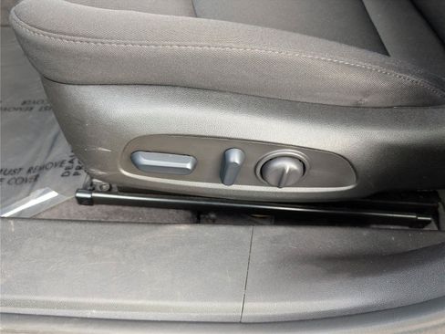 Used 2024 Chevrolet Malibu LT FWD image 13