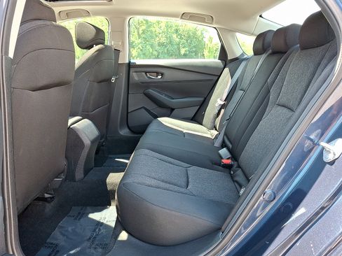 Used 2023 Honda Accord EX image 10