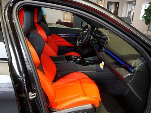 New 2026 BMW M5 Touring image 14