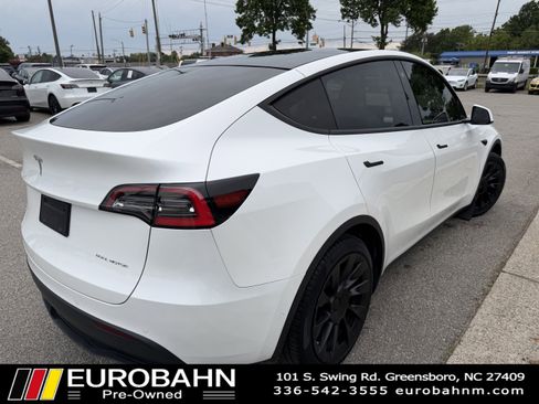 Used 2021 Tesla Model Y Long Range AWD/4WD image 5