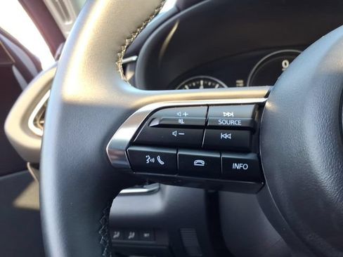 Certified 2025 MAZDA CX-30 AWD 2.5 S w/ Preferred Package image 28