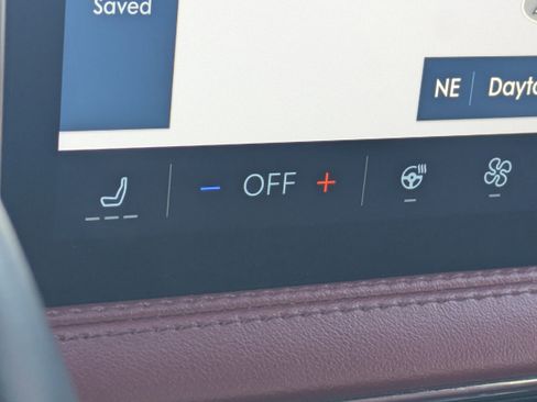 Used 2023 Lincoln Corsair Reserve w/ Equipment Group 201A image 22