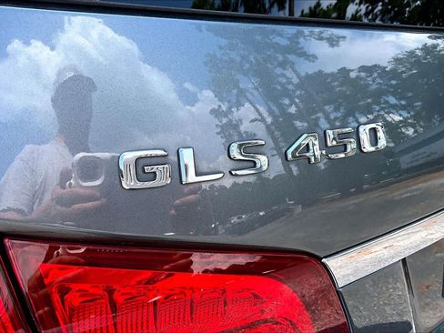 Used 2019 Mercedes-Benz GLS 450 4MATIC image 31