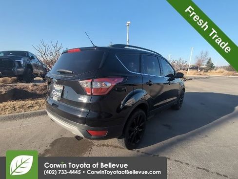 Used 2017 Ford Escape SE w/ SE Leather Comfort Package image 3