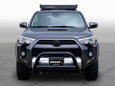 Used 2023 Toyota 4Runner TRD Off-Road Premium w/ Moonroof Package AWD/4WD image 4