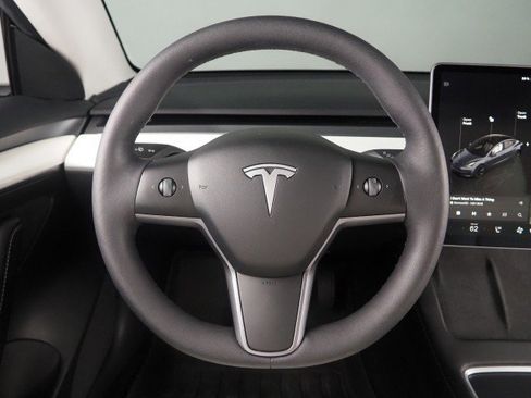 Used 2023 Tesla Model 3 RWD image 19