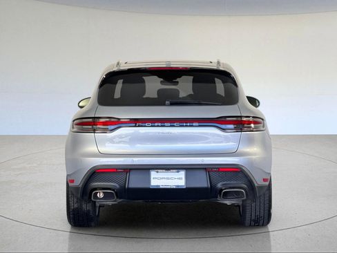 New 2026 Porsche Macan image 7