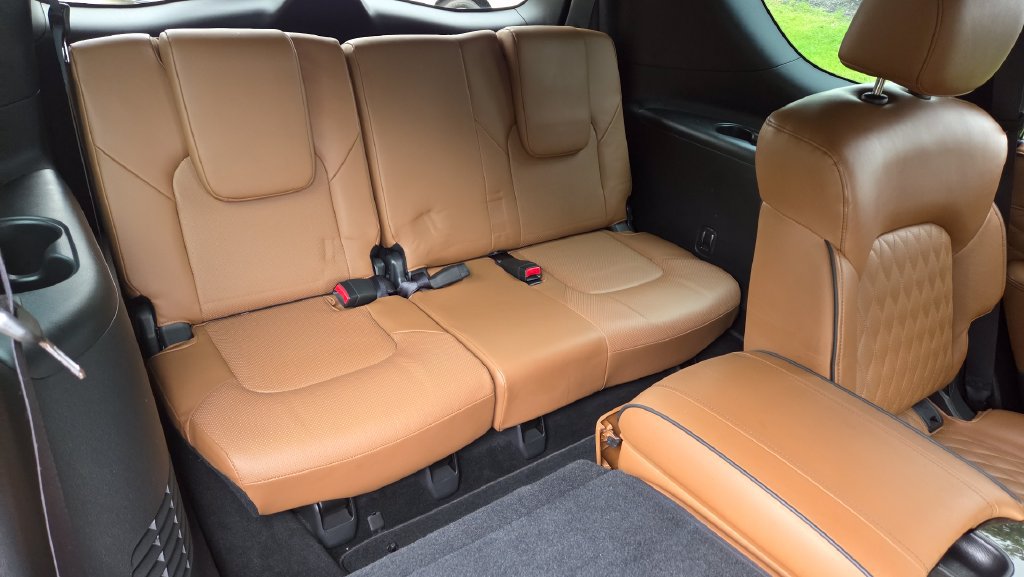 Used 2023 INFINITI QX80 Sensory w/ Cargo Package AWD/4WD image 18
