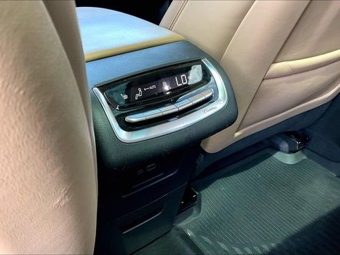 Certified 2023 Cadillac XT6 Premium Luxury w/ Platinum Package AWD/4WD image 24