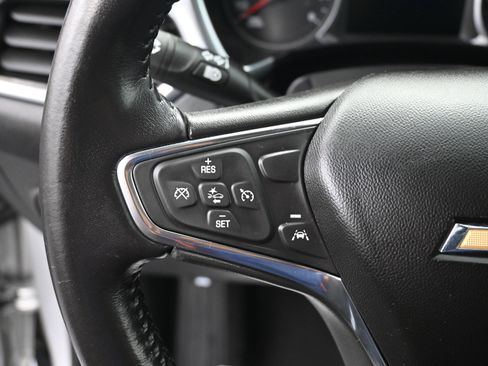 Certified 2020 Chevrolet Equinox LT w/ Sport Edition image 9