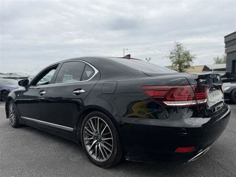 Used 2015 Lexus LS 460 w/ F Sport Package RWD image 3