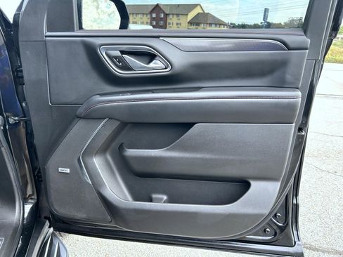 Used 2022 Chevrolet Tahoe RST w/ Sport Performance Package image 15