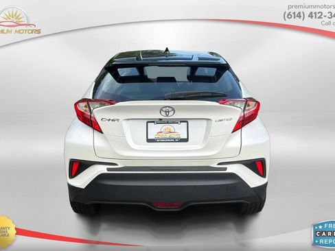 Used 2019 Toyota C-HR Limited FWD image 4