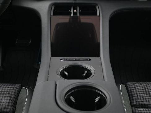 New 2026 Porsche Taycan image 10