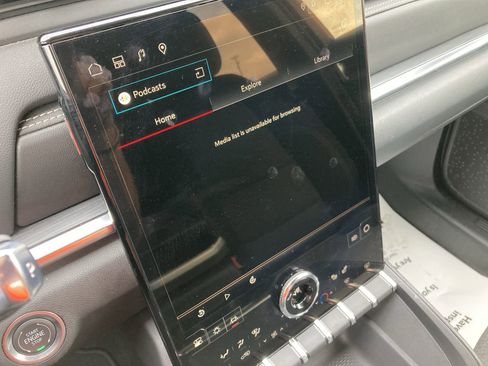 Used 2025 GMC Terrain Elevation image 12