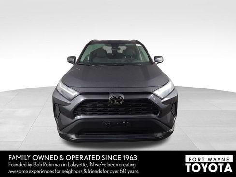 Used 2025 Toyota RAV4 XLE FWD image 3