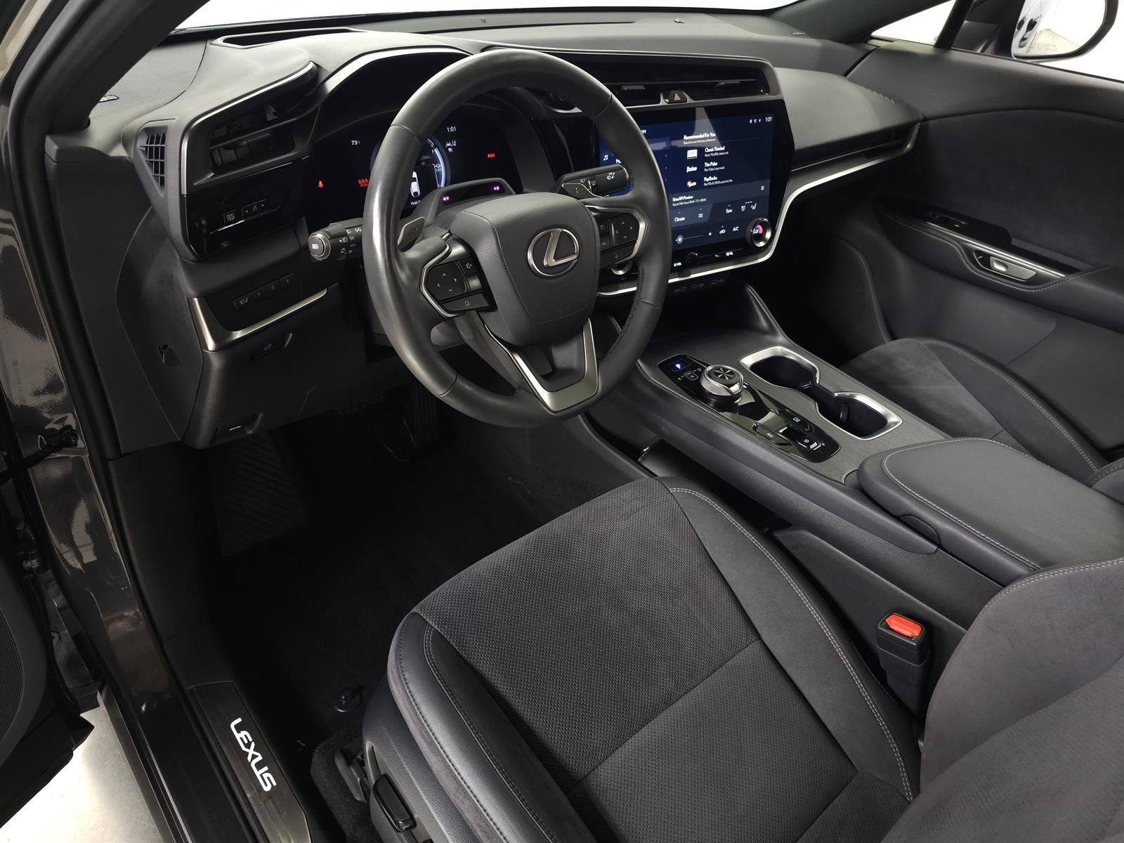 Used 2024 Lexus RZ 300e Premium w/ Accessory Package (2T) FWD image 16