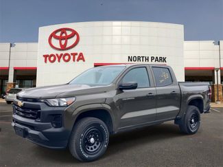 Used 2023 Chevrolet Colorado W/T video 1