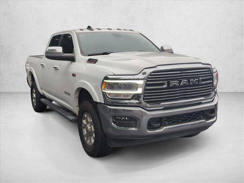 Used 2022 RAM 2500 Laramie AWD/4WD image 3