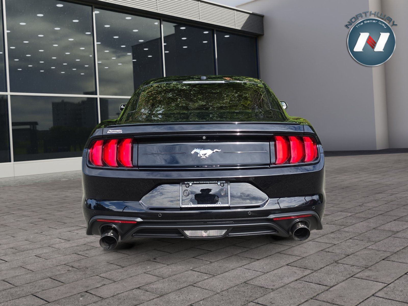 Used 2019 Ford Mustang Coupe w/ Equipment Group 101A RWD image 4