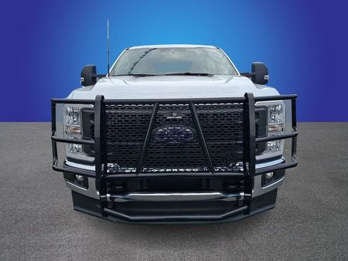 Used 2024 Ford F250 XL w/ XL Chrome Package AWD/4WD image 2