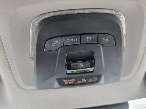 Used 2023 Toyota Corolla Cross L FWD image 21