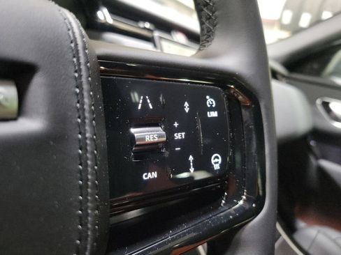 Used 2026 Land Rover Range Rover Velar Dynamic SE AWD/4WD image 16