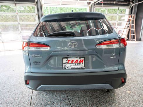 Used 2022 Toyota Corolla Cross LE w/ Moonroof Package AWD/4WD image 3