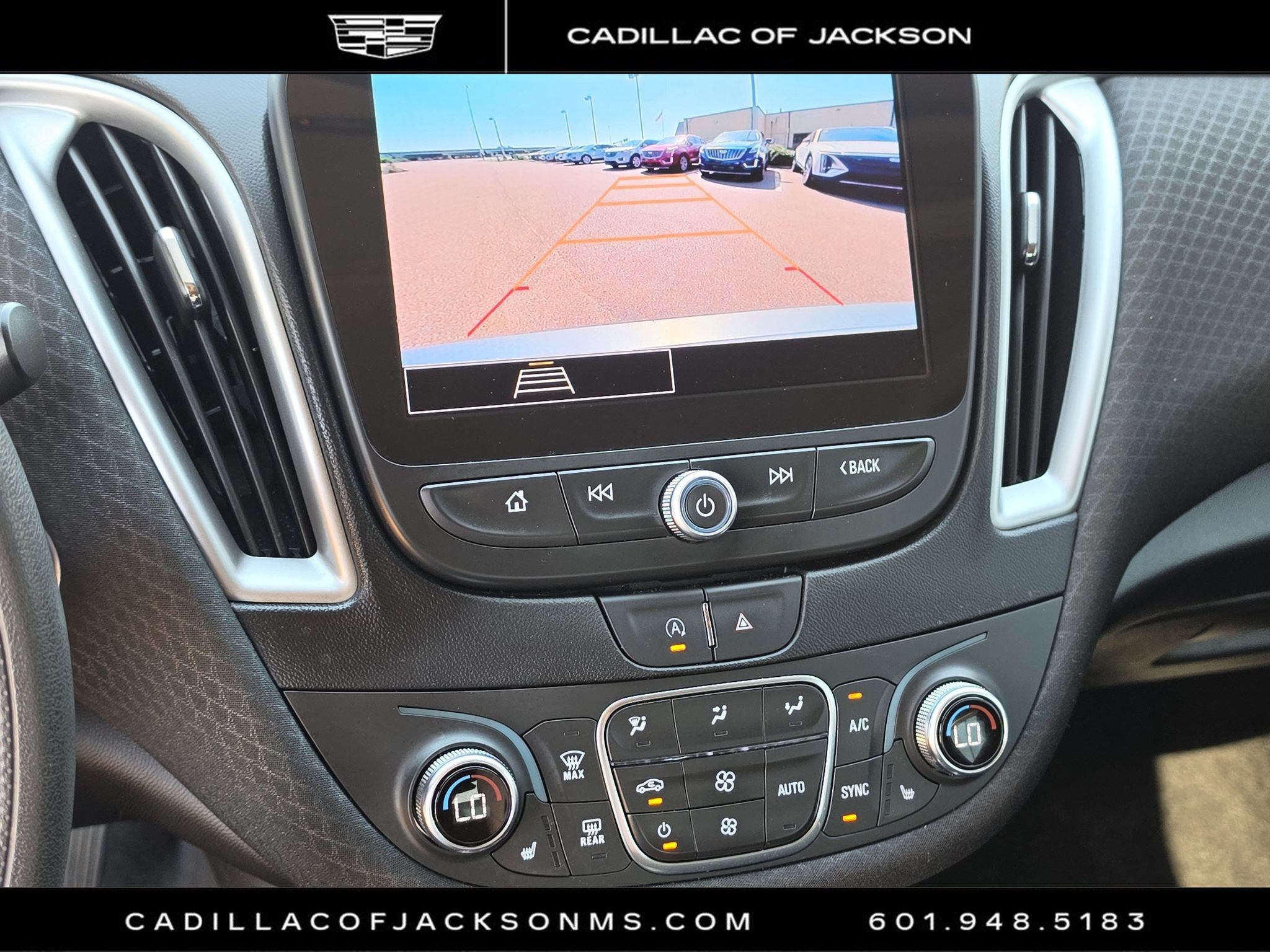 Used 2024 Chevrolet Malibu LT FWD image 16