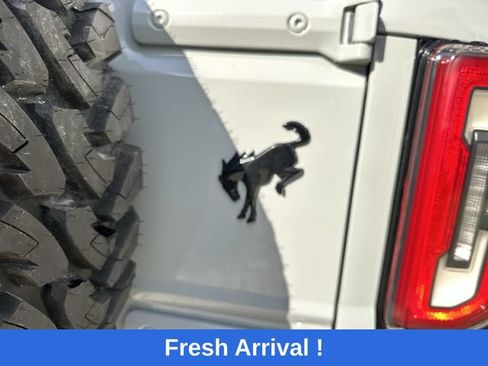 Used 2023 Ford Bronco Wildtrak AWD/4WD image 39