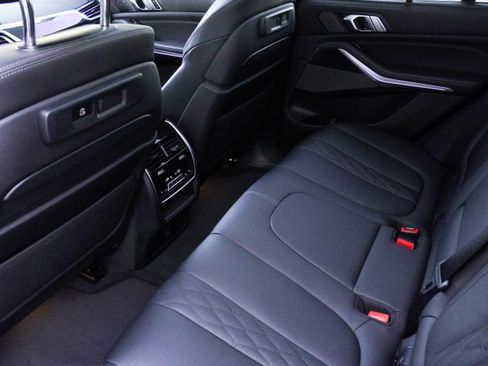 Used 2023 BMW X5 M50i w/ Executive Package image 34