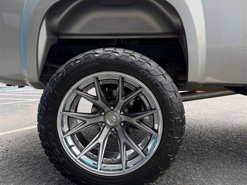 Used 2008 GMC Sierra 1500 Denali AWD/4WD image 13