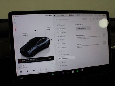 Used 2024 Tesla Model Y Long Range image 40