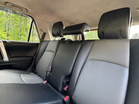 Used 2016 Toyota 4Runner SR5 Premium AWD/4WD image 16