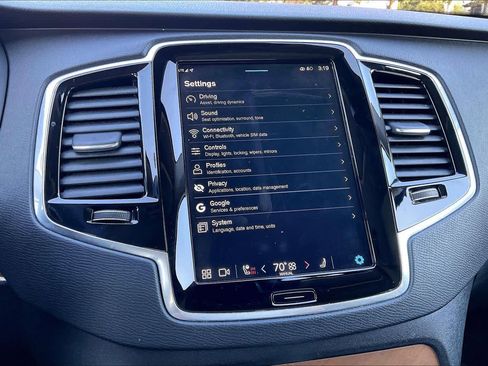 Used 2023 Volvo XC90 B6 Plus w/ Protection Package Premier image 39