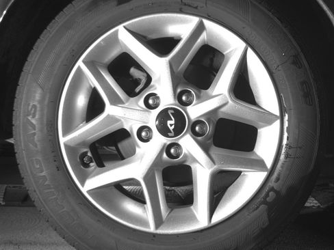 Used 2025 Kia Soul LX w/ LX Technology Package FWD image 22