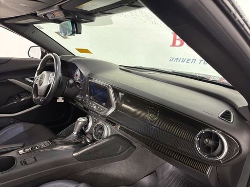 Used 2019 Chevrolet Camaro SS w/ Black Appearance Package RWD image 17
