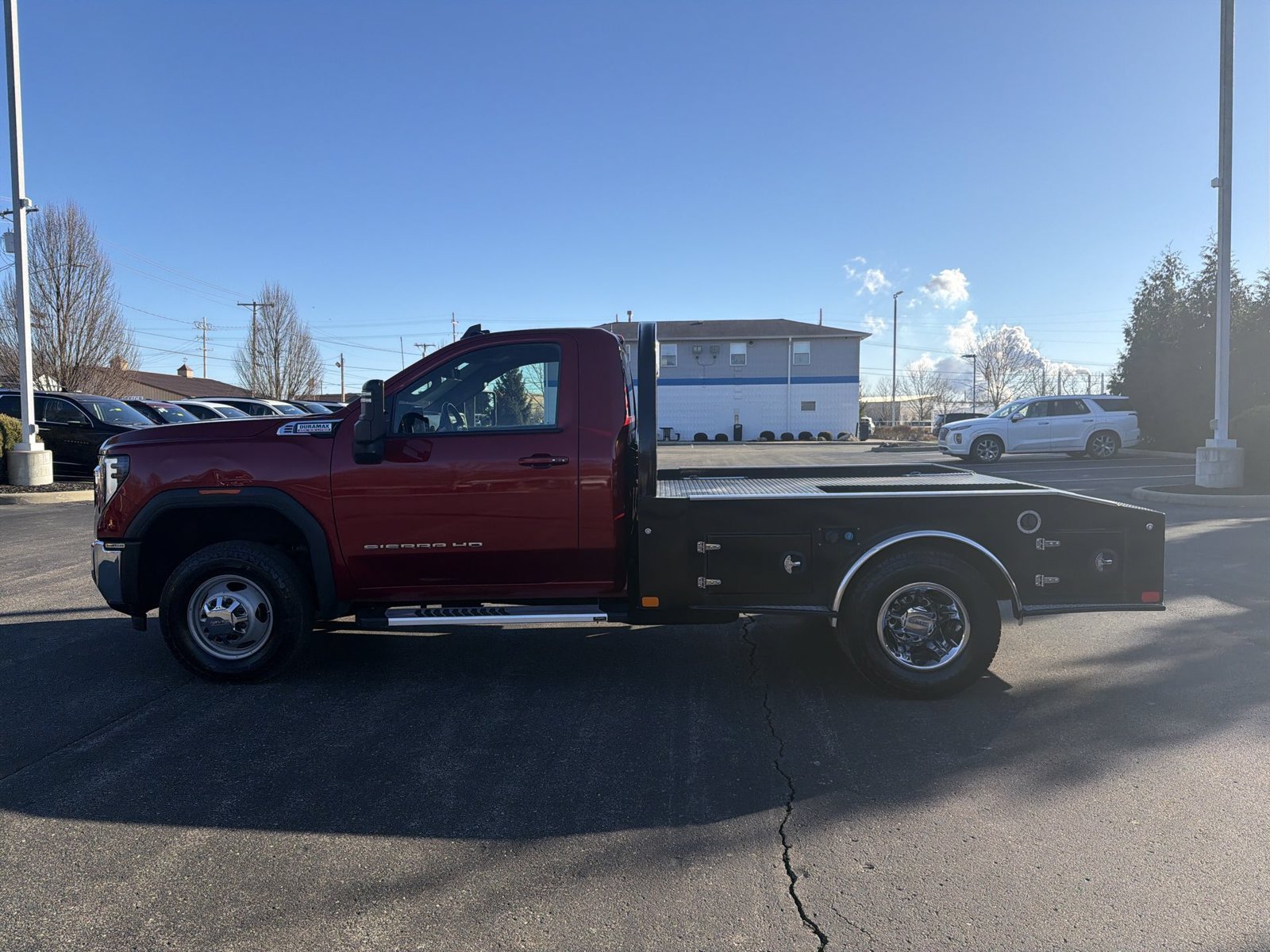 Used 2024 GMC Sierra 3500 SLE w/ SLE Convenience Package AWD/4WD image 5