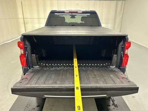 Used 2023 Chevrolet Silverado 1500 LT AWD/4WD image 21