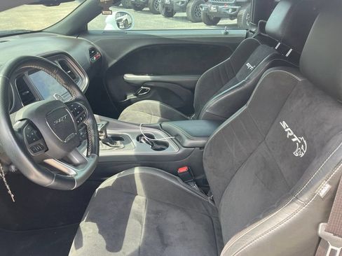 Used 2023 Dodge Challenger SRT Hellcat RWD image 7