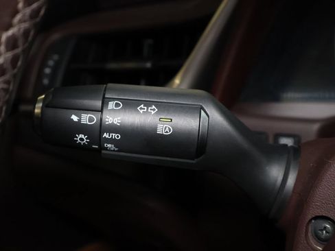 Used 2019 Lexus ES 350 w/ Premium Package FWD image 25