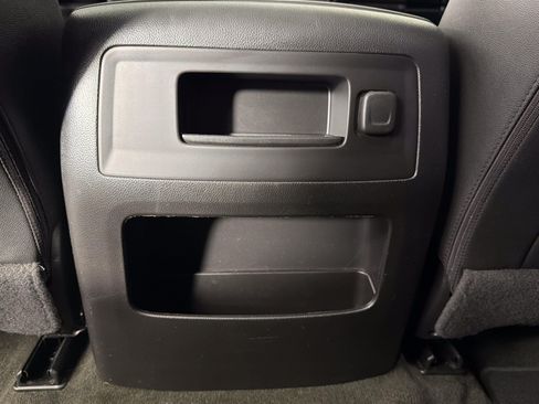 Used 2018 GMC Sierra 1500 SLT w/ SLT Premium Package AWD/4WD image 25
