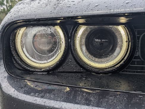 Used 2019 Dodge Challenger R/T w/ Blacktop Package image 10