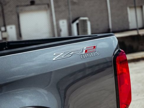 Used 2019 Chevrolet Colorado ZR2 w/ Colorado ZR2 Bison Edition AWD/4WD image 33
