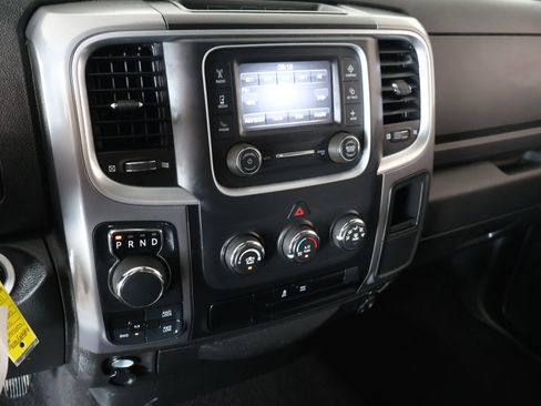 Used 2024 RAM 1500 Classic SLT AWD/4WD image 5
