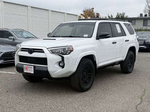 Used 2021 Toyota 4Runner Venture w/ Moonroof Package image 1