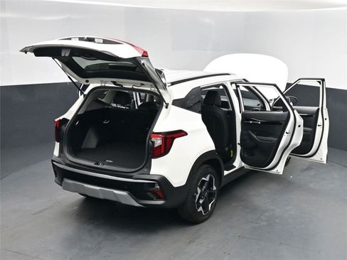 New 2026 Kia Seltos S image 17