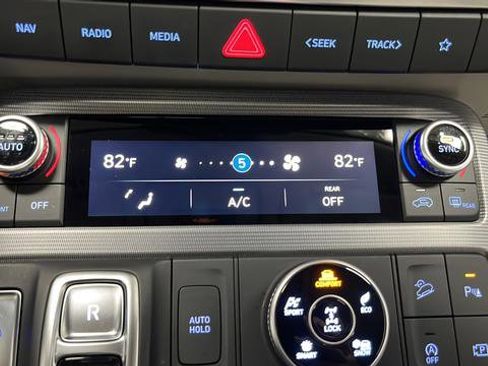 Used 2023 Hyundai Palisade Calligraphy w/ Cargo Package image 18